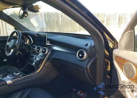 2019 Mercedes-Benz Glc 300 4Matic from USA, damaged, VIN WDC0G4KB2KF662612